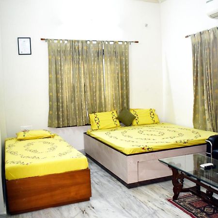 Ramaya Home Stay Váránaszi Kültér fotó
