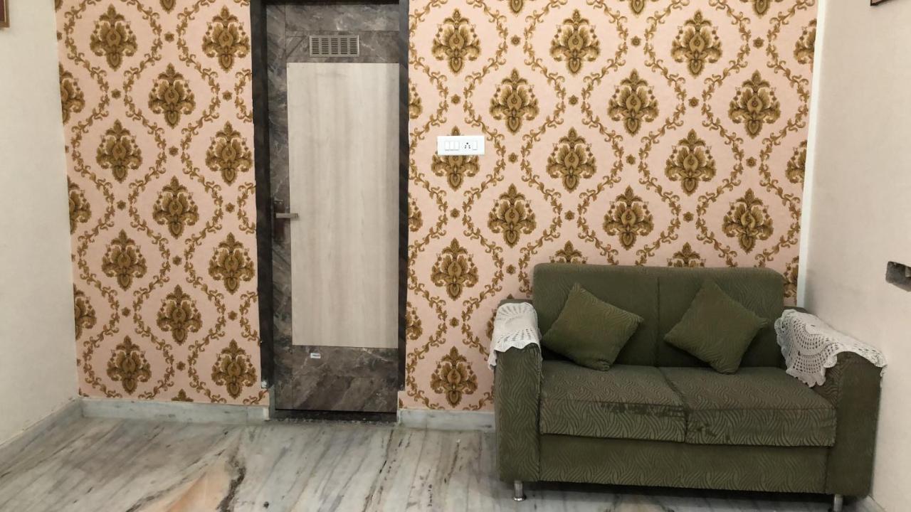 Ramaya Home Stay Váránaszi Kültér fotó