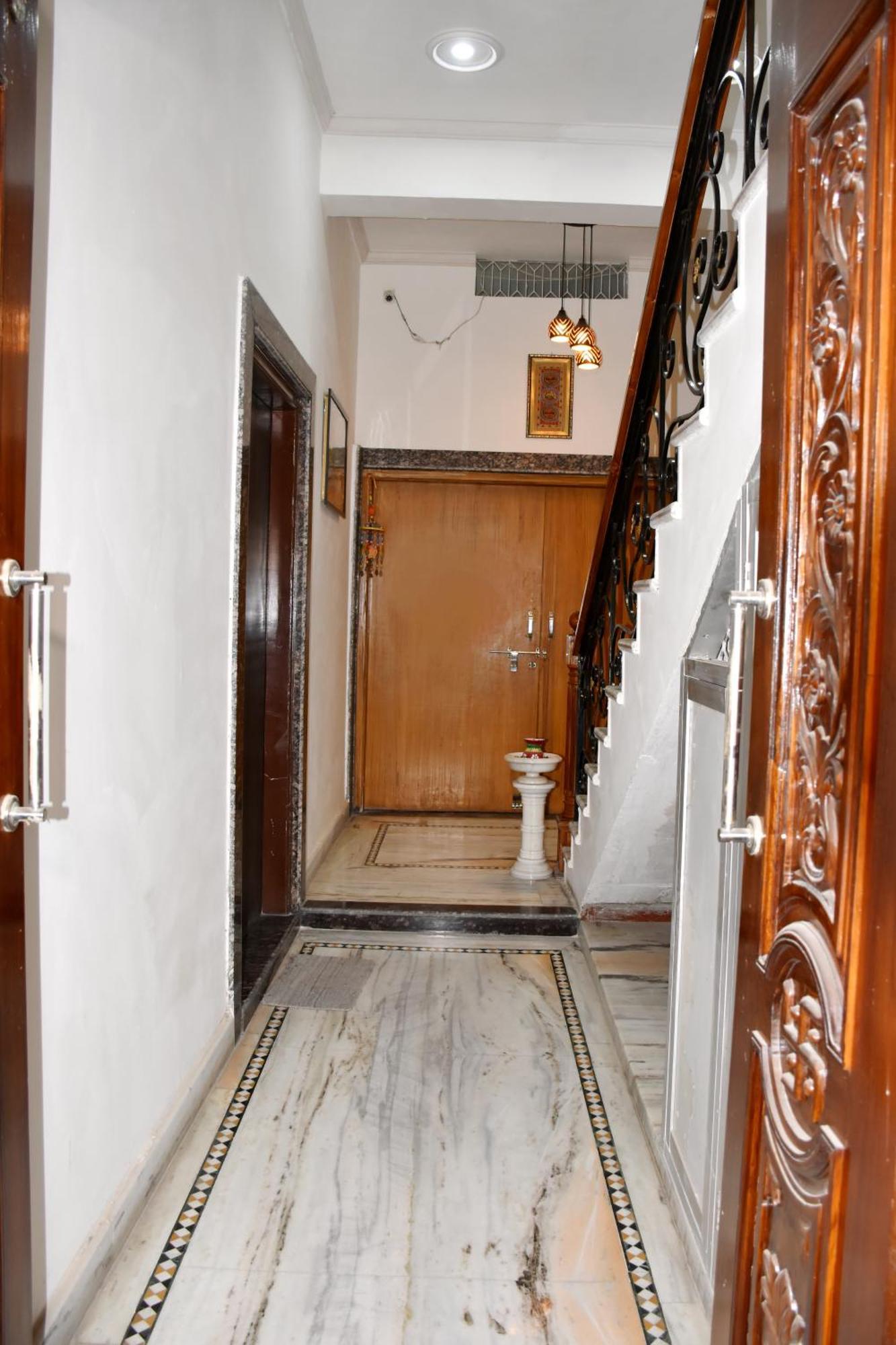 Ramaya Home Stay Váránaszi Kültér fotó