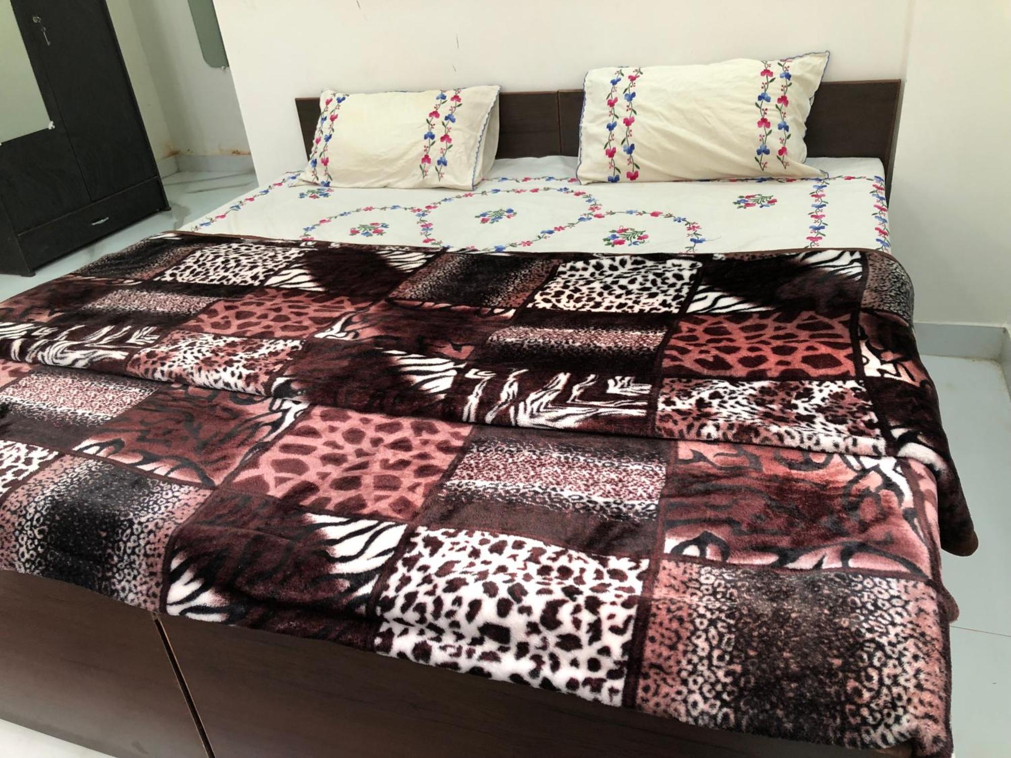 Ramaya Home Stay Váránaszi Kültér fotó